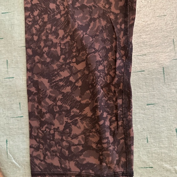 Lululemon Earthy Patterned Leggings - Picture 2 of 10